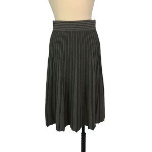 Max Studio Womens Gray Black Striped Knit Flare Skirt, sz M,‎ 28-32 Waist